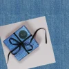 Jeans als Geschenk verpacken