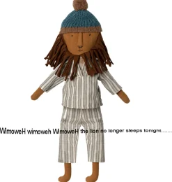 Maileg Jungle Friends Löwe mit Pyjama und Strickmütze