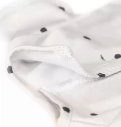 Skrållanisches graues Kleid mit Punkten für Puppen von 36 bis 40 cm